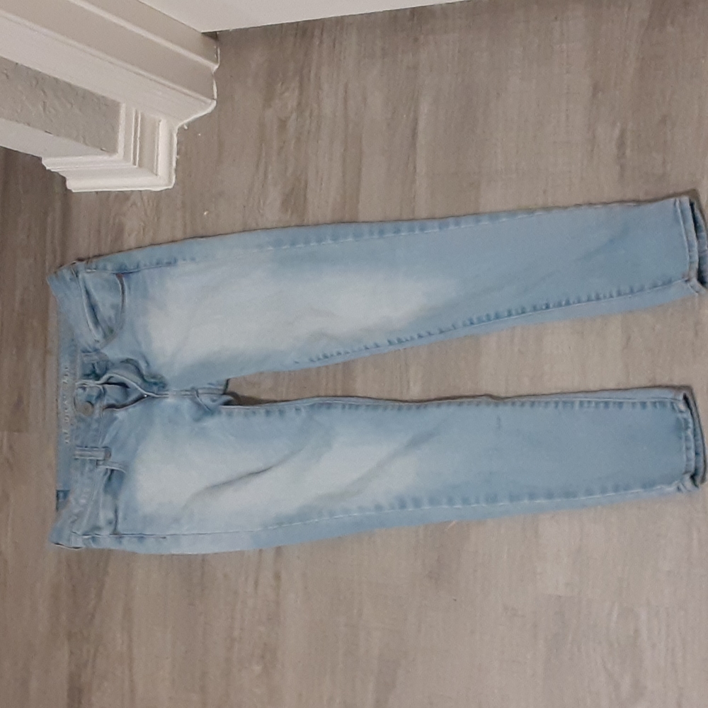 American eagle jeans!!!